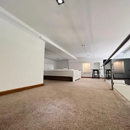 3.5 High Ceilings - Centrally Located Londra Esterno foto