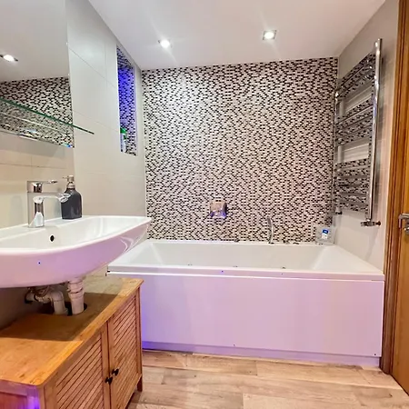 3.5 High Ceilings - Centrally Located Londra Esterno foto